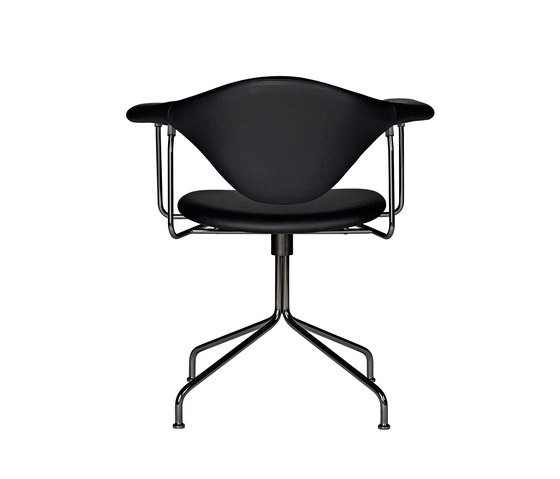 Masculo Swivel Chair | Sillas | GUBI