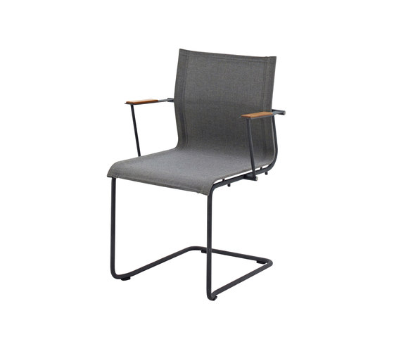 Sway Stacking Chair with Arms | Chaises | Gloster Furniture GmbH