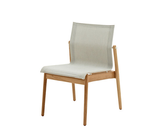 Sway Teak Stacking Chair | Sillas | Gloster Furniture GmbH
