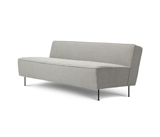 Modern Line Sofa | Canapés | GUBI