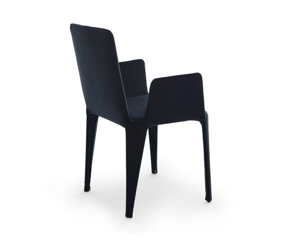 Nova chair with armrests | Chaises | Eponimo