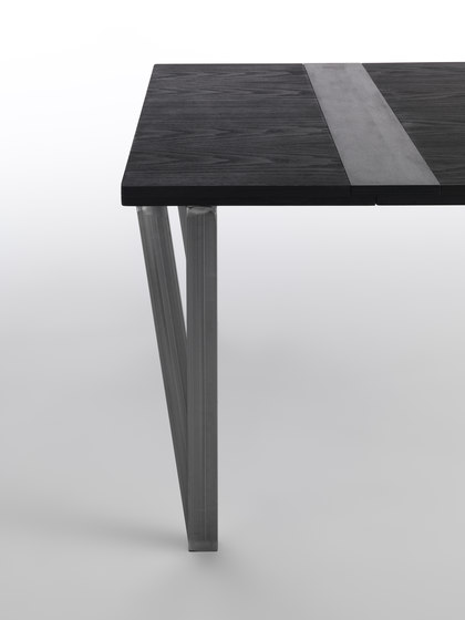 Ma.Re table | Dining tables | CASAMANIA & HORM