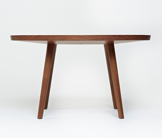 Marlon Coffee Table | Tables basses | AXEL VEIT