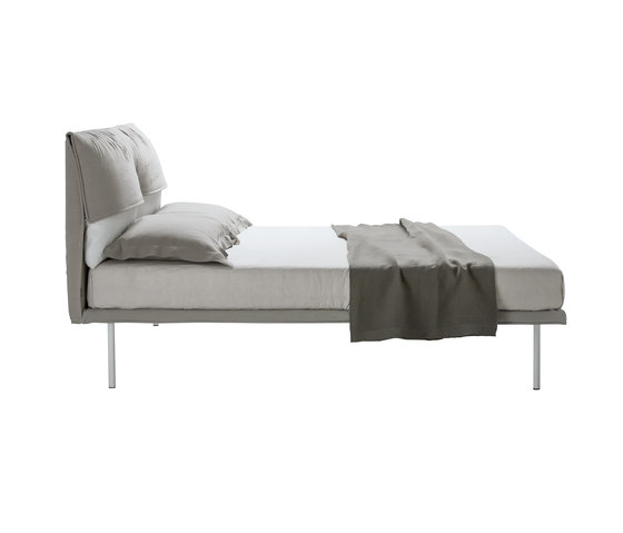 Coverbed | 1710 | Beds | Zanotta