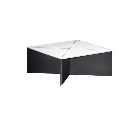Fold Table - Small | Mesas de centro | Isomi