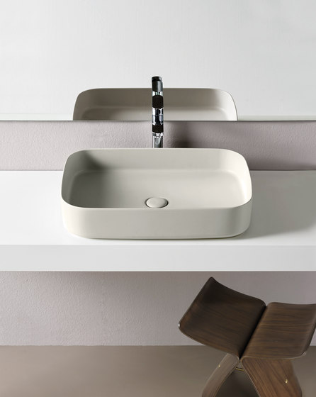 Shui Comfort on top washbasin | Wash basins | Ceramica Cielo