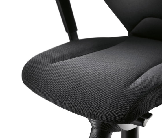 IN 01 | Office chairs | Wilkhahn