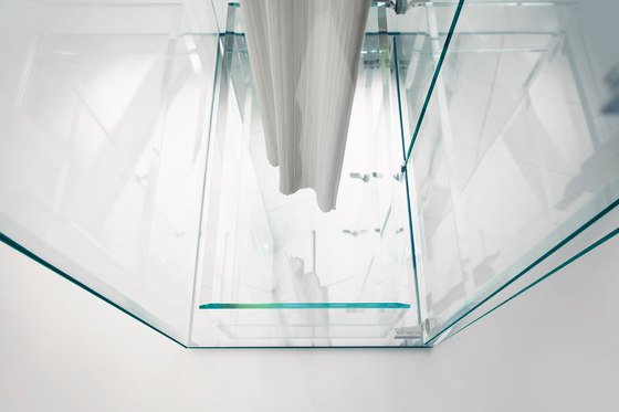Prism Glass Closet | Garderobenschränke | Glas Italia