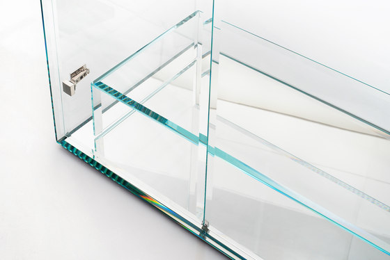 Prism Glass Closet | Penderies | Glas Italia