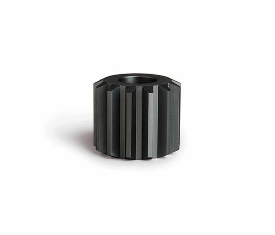 Gear Candle Holder Cold Grey Anodized Aluminium | Wide | Kerzenständer / Kerzenhalter | NEW WORKS