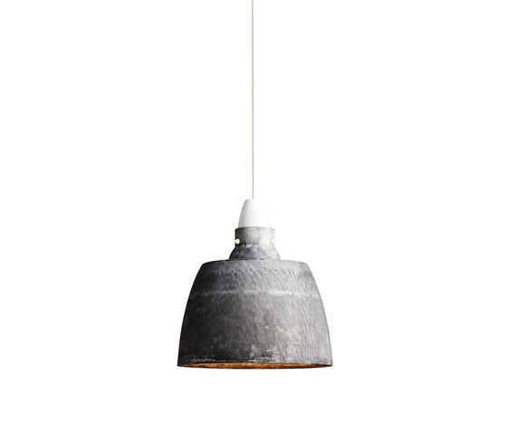 Hang On Honey Pendant Oxidized Aluminium | Suspended lights | NEW WORKS