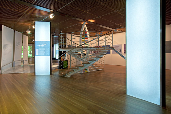 DNA Stairs TWS-425 | Treppensysteme | EeStairs