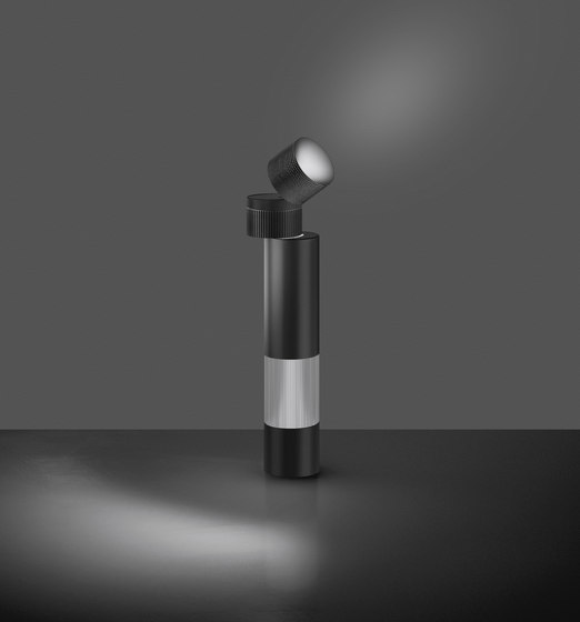 Objective Table Lamp | Lámparas de sobremesa | Artemide