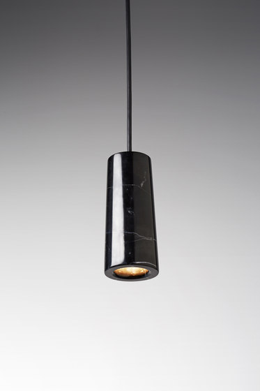 Core | Pendant in Nero Marquina Marble | Pendelleuchten | Terence Woodgate