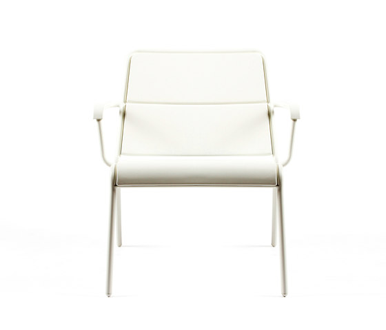 CP9100  Low Armchair | Sessel | Maiori Design