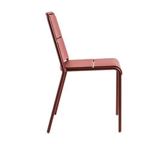 CP9102 Armchair | Chairs | Maiori Design