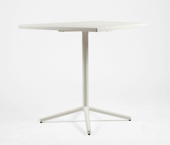 CP9105 Table | Tavoli bistrò | Maiori Design
