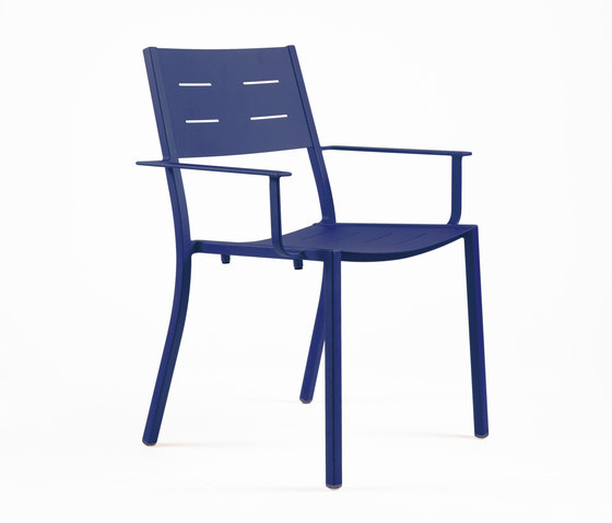 NS9526 Armchair | Chairs | Maiori Design