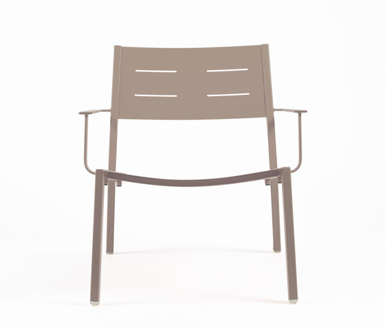 NS9528 Low Armchair | Fauteuils | Maiori Design