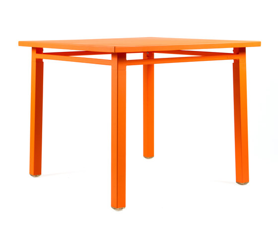 NS9556 Table | Tables de repas | Maiori Design