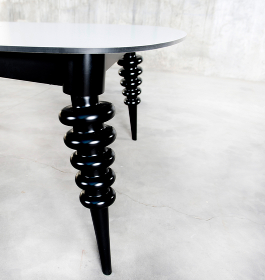 Marcela Table M | Dining tables | QoWood