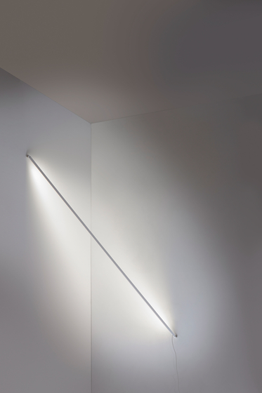 Flashit Wall Lamp | Wall lights | Artemide