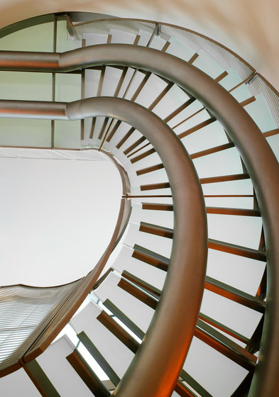 Helical Stairs Glass TWE-396 | Staircase systems | EeStairs