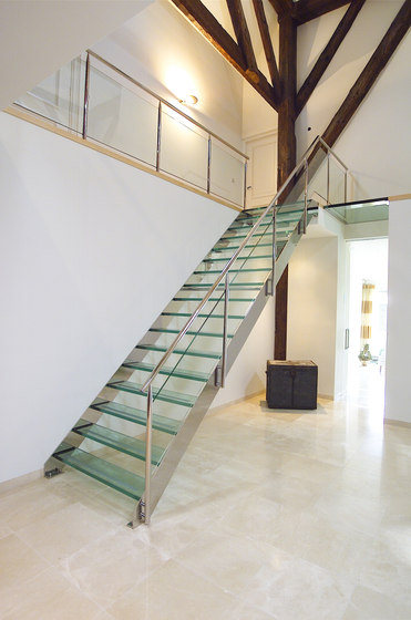 Straight Stairs Glass TRE-073 | Systèmes d'escalier | EeStairs