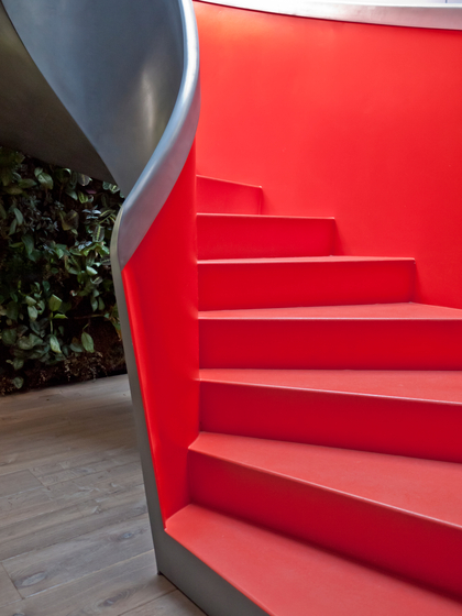 Helical Stairs Steel | Metal Finishes TWE-569 | Systèmes d'escalier | EeStairs
