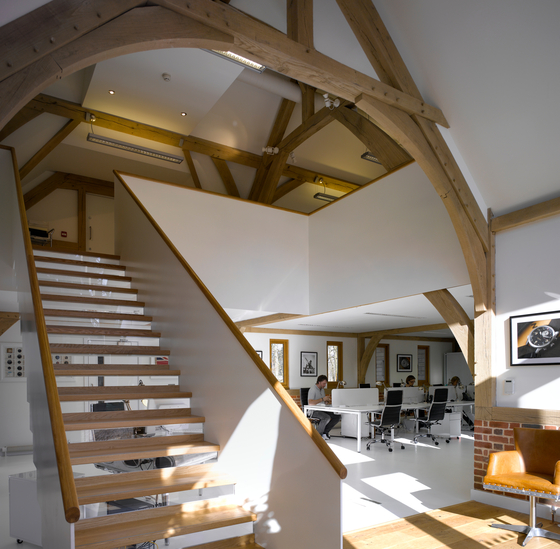 Straight Stairs Wood TRE-578 | Staircase systems | EeStairs