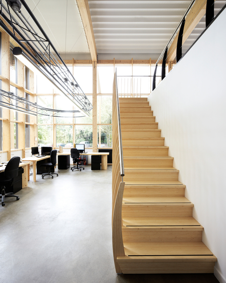 MindStep | Straight Stairs Wood TRH-517 | Treppensysteme | EeStairs