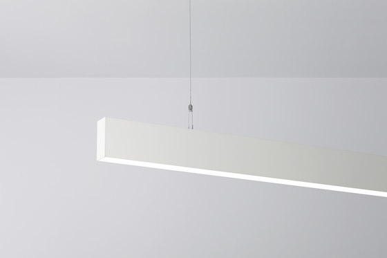 Line Seamless hanging system | Suspended lights | Aqlus