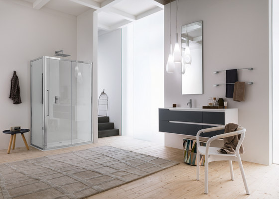 Trendy Design Sliding door | Shower screens | Inda
