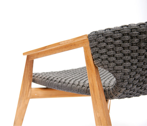 Knit lounge armchair | Sillones | Ethimo