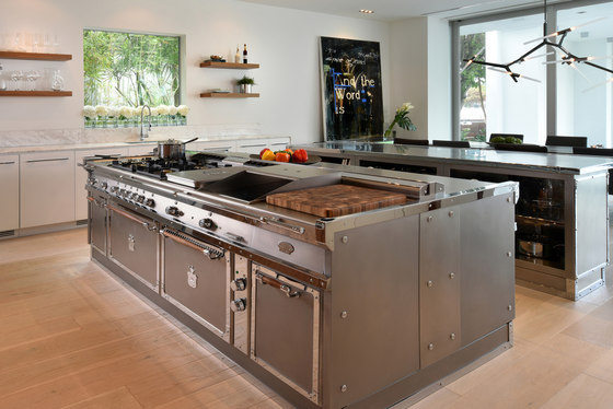 TAILOR MADE KITCHENS | STAINLESS STEEL & POLISHED CHROME KITCHEN | Cocinas integrales | Officine Gullo