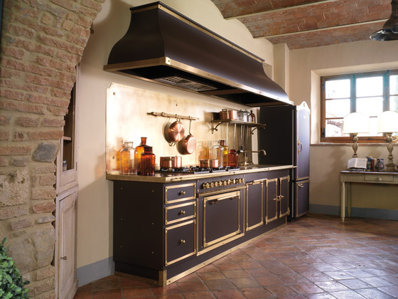 TAILOR MADE KITCHENS | CIOCCOLATO
 & BURNISHED BRASS | Fitted kitchens | Officine Gullo