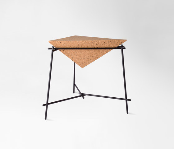 Basil | Pyramid | Tables d'appoint | Petite Friture