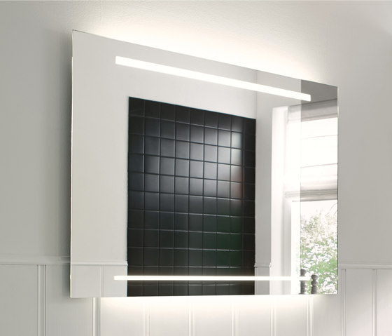 Essento | Mirror with horizontal LED-light | Bath mirrors | burgbad