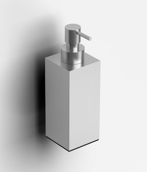 Quadria liquid soap dispenser CL/09.01.125.41 | Soap dispensers | Clou