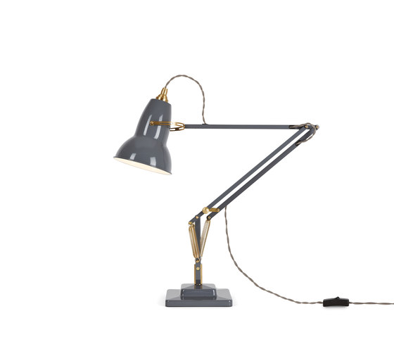 Original 1227™ Brass Desk Lamp | Luminaires de table | Anglepoise