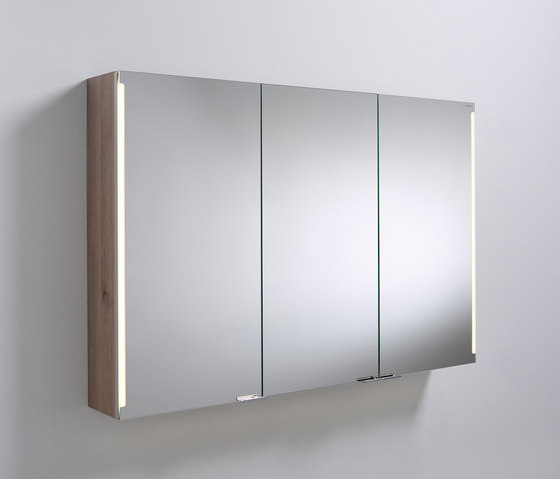 Sys30 | Spiegelschrank mit vertikaler LED-Beleuchtung | Wandschränke | burgbad
