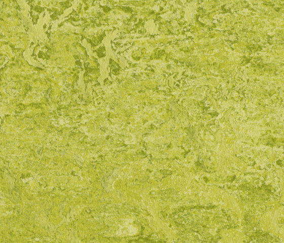 Marmoleum Real chartreuse | Carpet tiles | Forbo Flooring