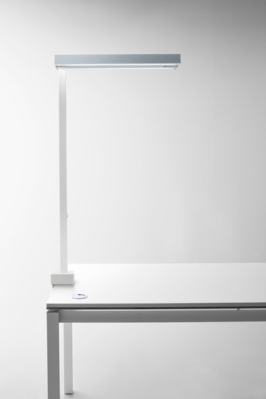 Stick Apparecchio di illuminazione da scrivania | Lampade tavolo | Quadrifoglio Group