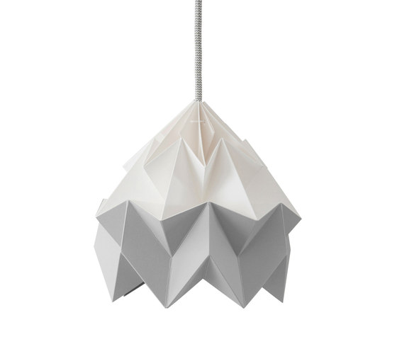Moth Lamp - White/Grey | Lámparas de suspensión | Studio Snowpuppe