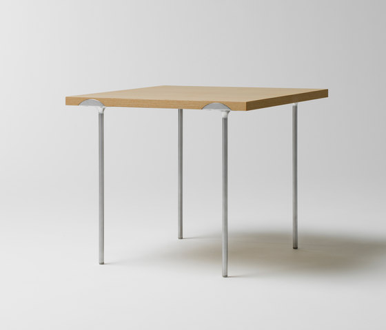 Etage | Tavolini alti | Design House Stockholm