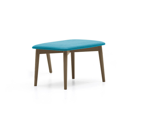 Lapis indoor dining table and pouf | Poufs | Varaschin