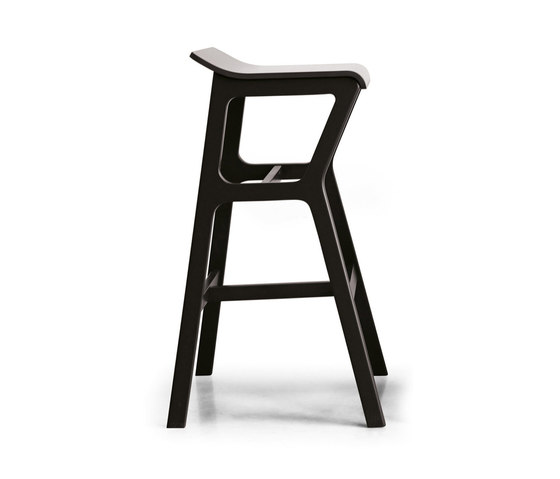 Nhino | Bar stools | TrabÀ