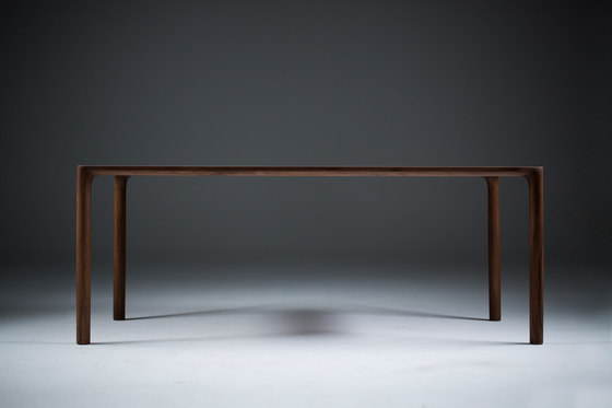 Jean Table | Dining tables | Artisan