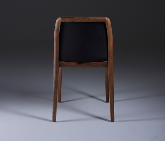 Invito chair | Sillas | Artisan