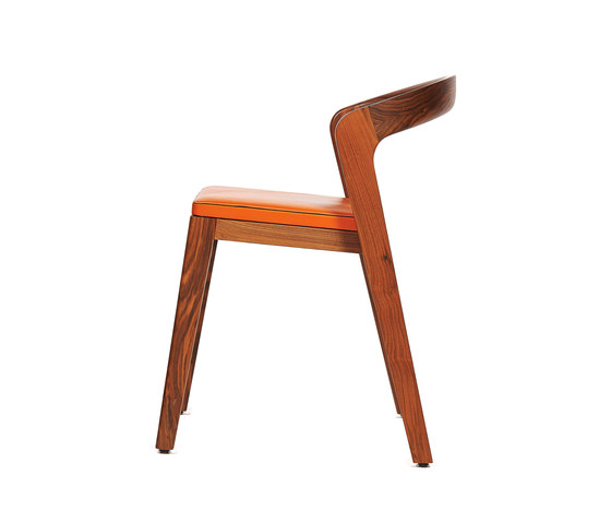 Play Chair – Solid American Walnut with orange calf leather cushion | Sillas | Wildspirit